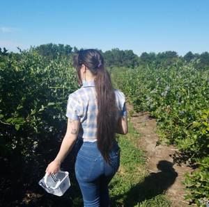 Meet your Posher, Janel